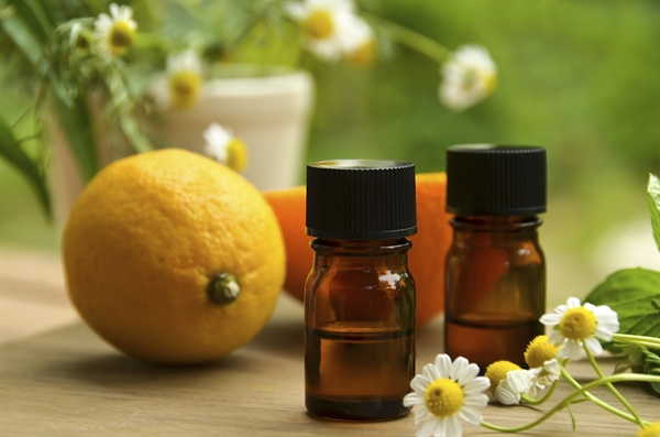 The Essentials on Essential Oils - Interview with Taspen Organics